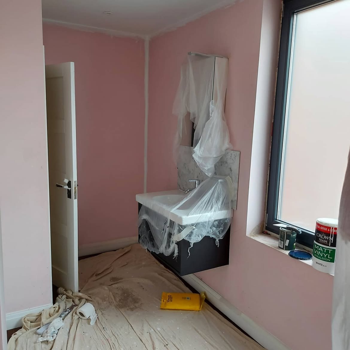 Painting & Decorating project by GT Decoration & Renovation