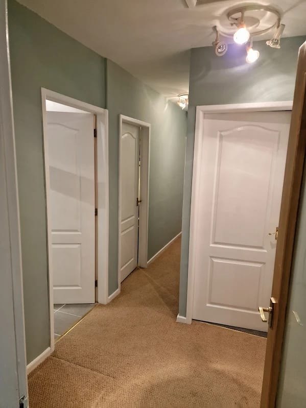 Painting & Decorating project by GT Decoration & Renovation