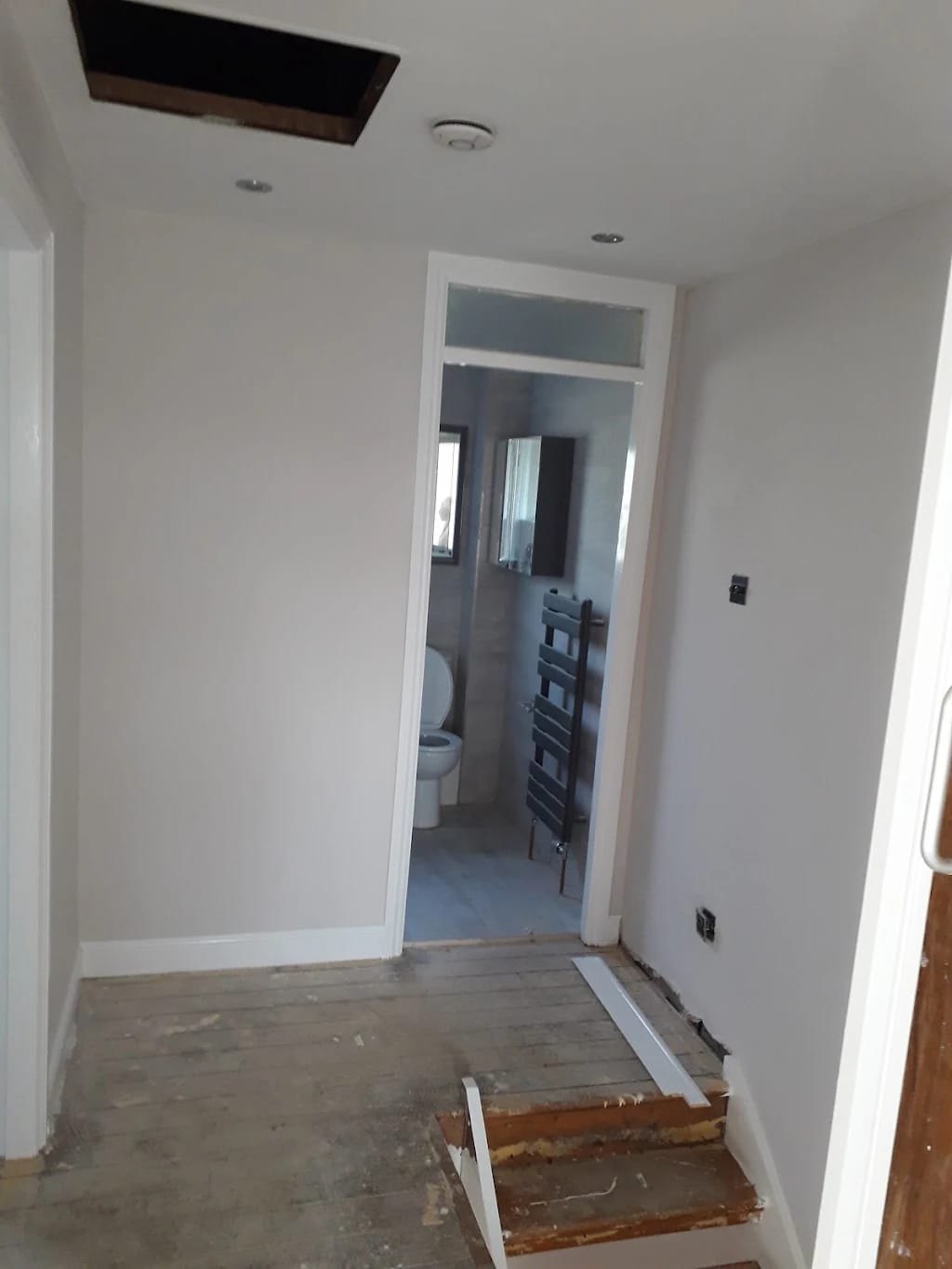 Painting & Decorating project by GT Decoration & Renovation