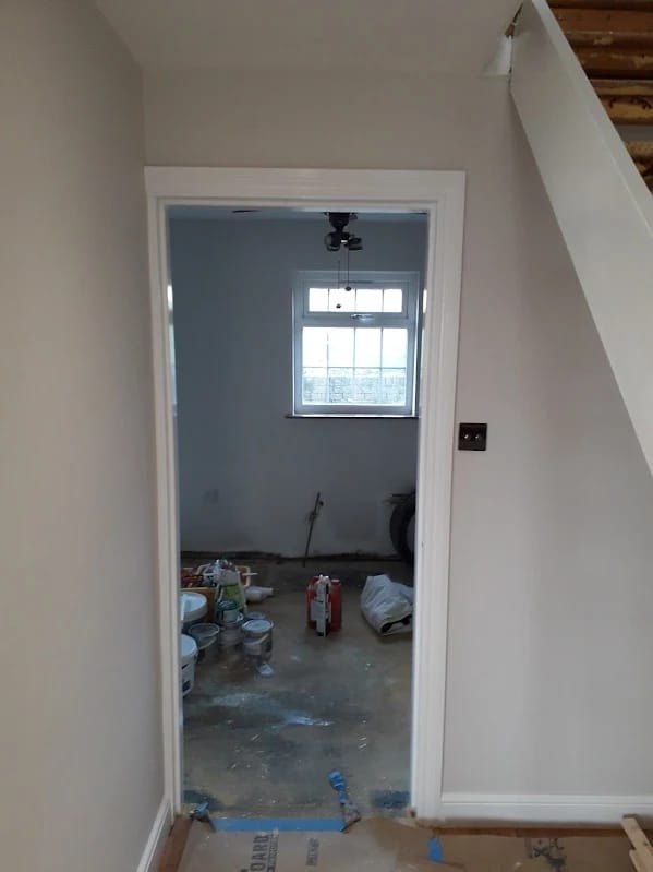 Painting & Decorating project by GT Decoration & Renovation