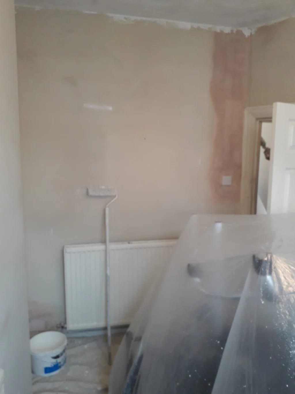 Painting & Decorating project by GT Decoration & Renovation