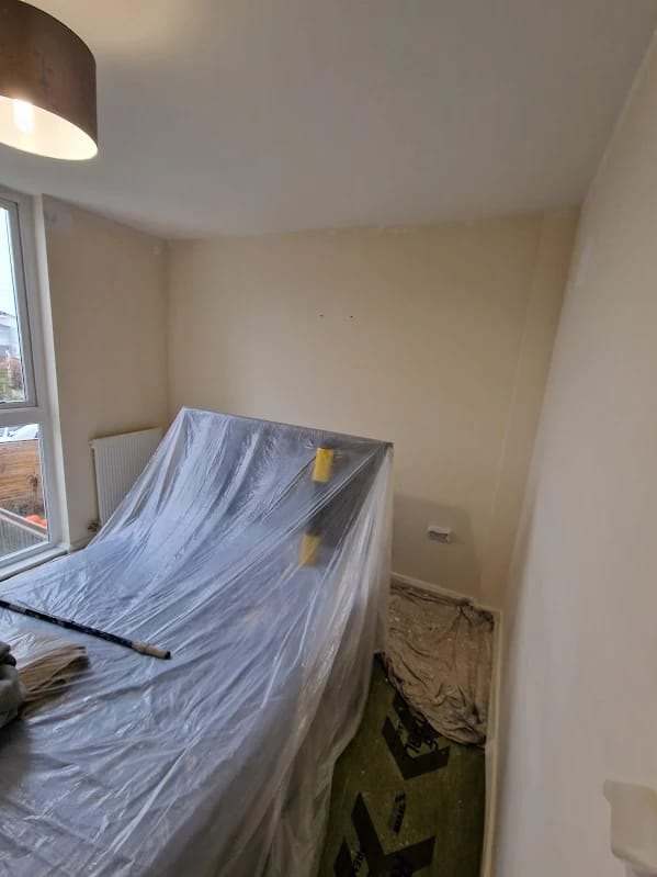 Painting & Decorating project by GT Decoration & Renovation