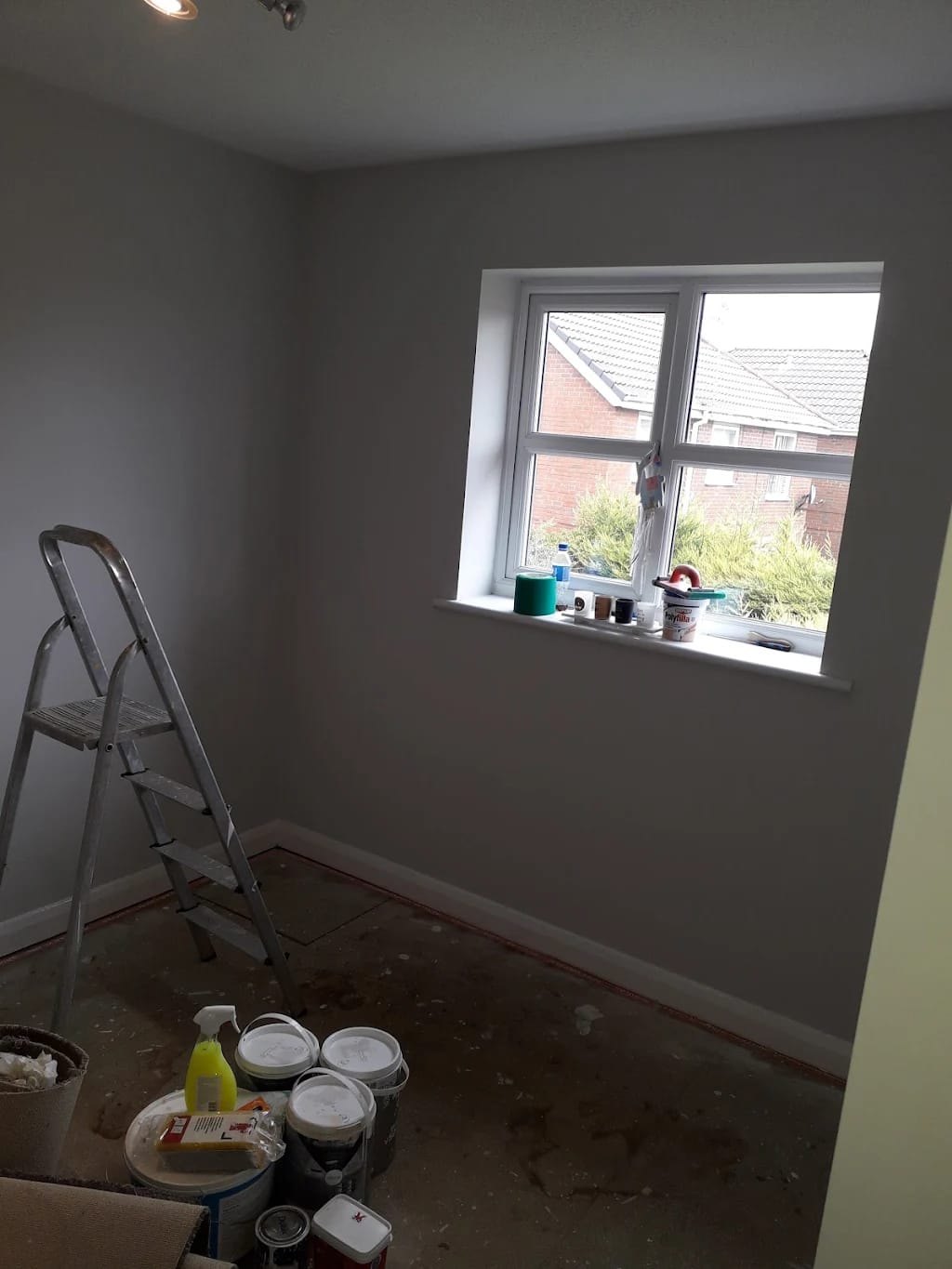 Painting & Decorating project by GT Decoration & Renovation