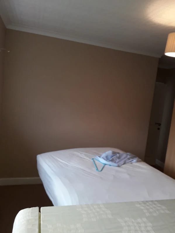 Painting & Decorating project by GT Decoration & Renovation
