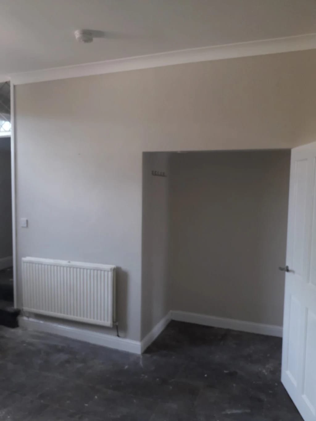 Painting & Decorating project by GT Decoration & Renovation