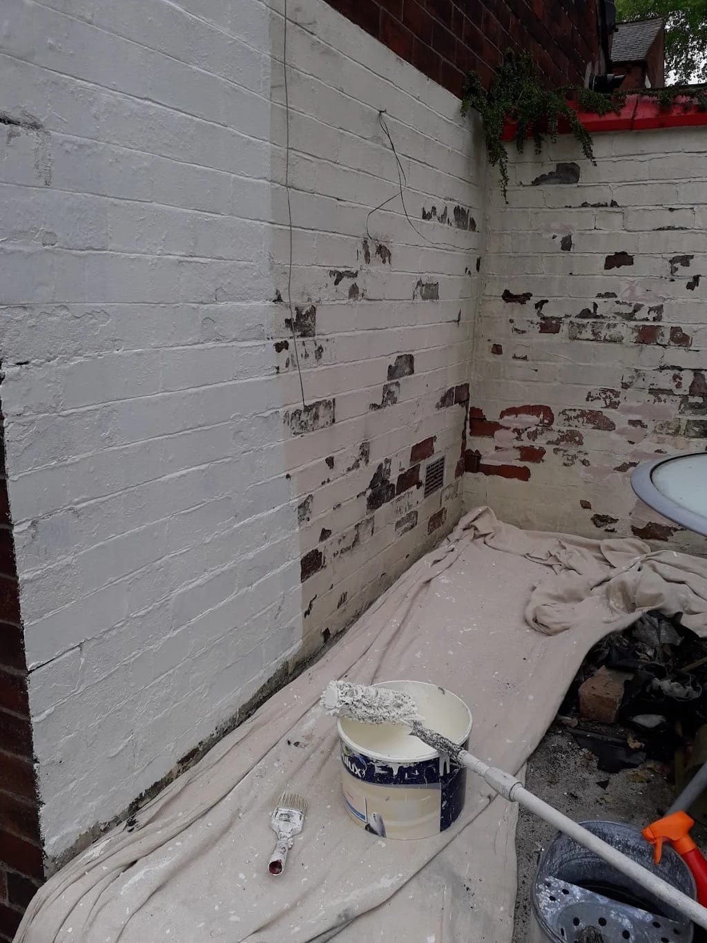Painting & Decorating project by GT Decoration & Renovation