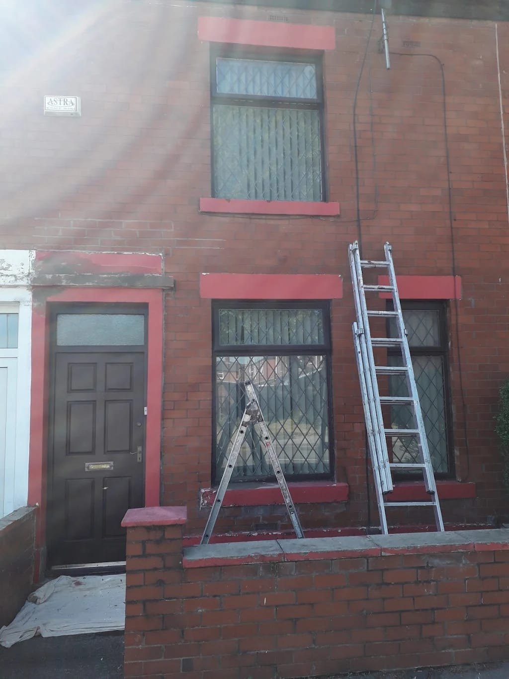 Painting & Decorating project by GT Decoration & Renovation