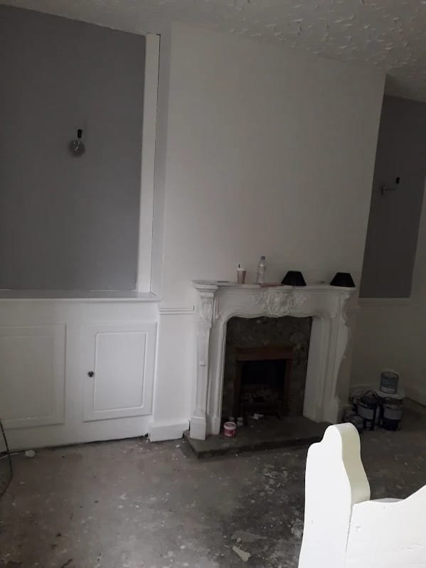 Painting & Decorating project by GT Decoration & Renovation