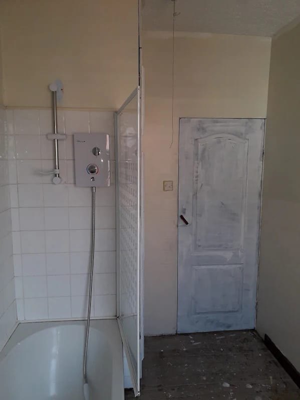 Bathrooms project by GT Decoration & Renovation