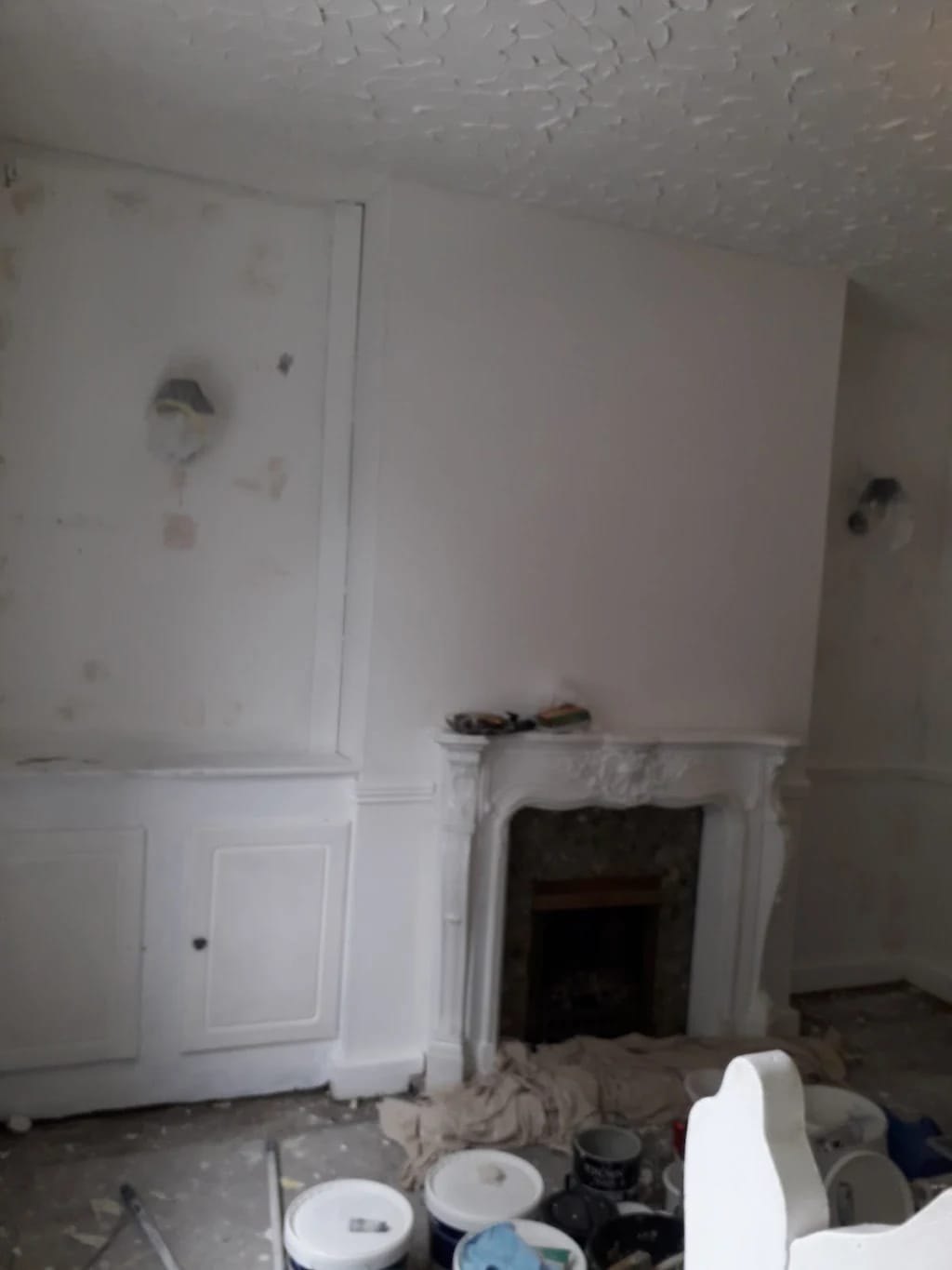 Painting & Decorating project by GT Decoration & Renovation