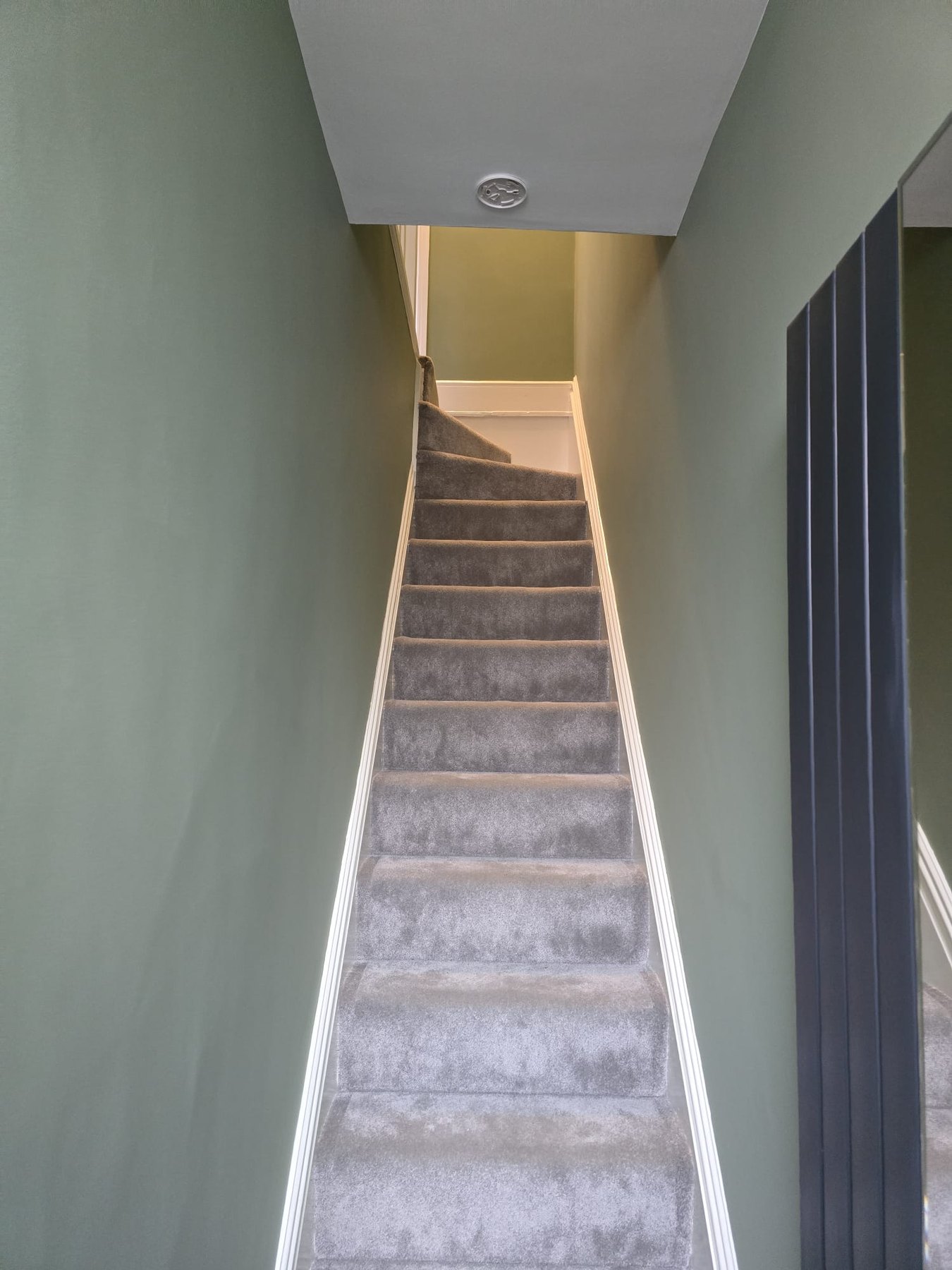 Flooring & Tiling project by GT Decoration & Renovation